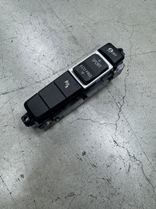 Nuevo estilo de alta calidad <span class=keywords><strong>X2</strong></span> Series F39 interruptor de combinación de reposabrazos Botón de módulo de movimiento interruptor antideslizante de radar de estacionamiento para <span class=keywords><strong>BMW</strong></span> - Product Image 4