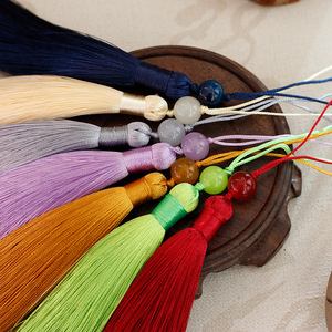 Adorno Decorativo de Borlas con Cuentas de Poliéster de 13 cm para Disfraces, Abanicos, Marcapáginas y Accesorios Colgantes - Product Image 1