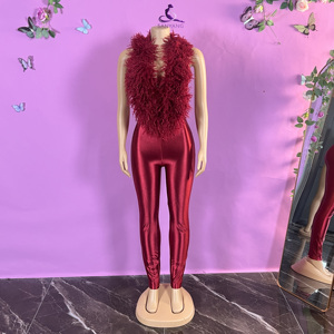 HR25058 <span class=keywords><strong>Tuta</strong></span> Intera Sexy da <span class=keywords><strong>Donna</strong></span> per la Moda Autunnale, con Scollo a V Profondo e Schiena Scoperta, Top <span class=keywords><strong>in</strong></span> Finta Pelliccia e Fondo <span class=keywords><strong>in</strong></span> <span class=keywords><strong>Raso</strong></span> - Product Image 6