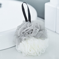 Éponge de bain en PE en gros, mignonne, exfoliante, pour le dos, à bulles riches, pour femmes et hommes, en maille douce, type loofah