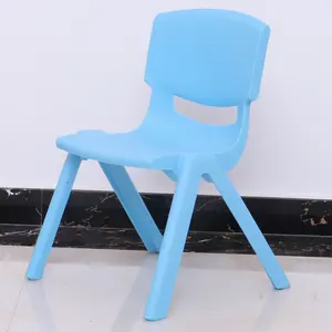 Sedie colorate per sgabello da seduta in plastica stabile per la scuola materna