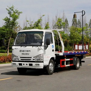 Camión de Remolque Isuzu NPR 4x2 de 5 Toneladas con Plataforma Plana, Camión de Remolque de 3 Toneladas con Plataforma Deslizante y Elevador - Product Image 2