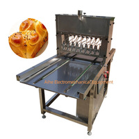 Usine commerciale de gâteau et de pain Moule à cupcake Pulvérisateur d'huile Biscuit Brume d'huile Saupoudrer Prix de la machine d'arrosage