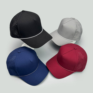 Casquette personnalisée en nylon imperméable à 5 panneaux avec découpe laser en forme de goutte d'eau et boucle en cuivre doré, fabriquée par Meilin - Product Image 1