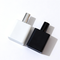 Flacon pulvérisateur en verre noir mat de 50 ml avec logo sérigraphié personnalisé, bouchon brumisateur, forme plate, pour sérum de soin de la peau et gouttes pour les yeux