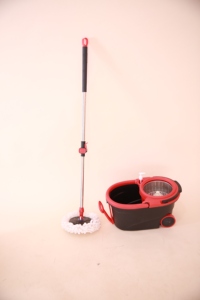 Ensemble serpillière rotative 360° personnalisable en gros pour le nettoyage domestique, serpillière magique torsadée en microfibre avec solution nettoyante - Product Image 5