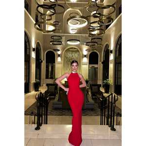 Robe de soirée longue rouge Noah avec détails en pierres, taille empire, robe de cérémonie pour banquets, mariages et soirées de gala, taille XS - Product Image 2