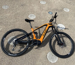 Bicicletta Elettrica <span class=keywords><strong>LOKI</strong></span> 29er MTB in Fibra di Carbonio, Peso 25,5 KG, Motore Centrale Bafang M510 M600 - Product Image 1