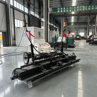 Machine à laser multi-usages avec système de couplage rapide pour le nivellement des sols de construction à usage mixte