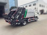 Les camions à ordures compacteurs Futian à chargement et déchargement arrière sont équipés d'un système de commande à un bouton.