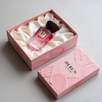 Flacon pulvérisateur de parfum en verre 30ml 50ml, couleur personnalisée, faible MOQ, avec couvercle foncé et boîte d'emballage de luxe en papier noir pour marque de parfum