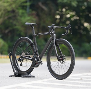 Vélo de course sur route en carbone 700C TW CYCLONE-3rd 3K Carbon Wireless EDS 24S Superlight entièrement en fibre de carbone pour adulte - Product Image 1
