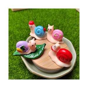 Figurine d'escargot en résine mignonne, statue miniature décorative pour mini-jardin féerique, micro-paysage, artisanat en résine d'animal de dessin animé - Product Image 1