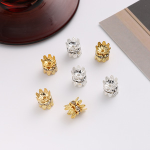 ลูกปัดมุกทรงดอกบัว สีทองและสีเงิน สำหรับทำเครื่องประดับ DIY สร้อยคอ สร้อยข้อมือ ต่างหู กิ๊บติดผม - Product Image 1