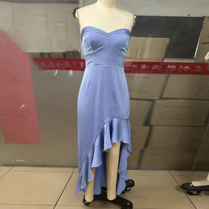 فستان ماكسي أزرق فاتح بدون حمالات مخصص للنساء مع كشكشة - Product Image 5