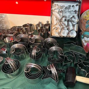 5 emporte-pièces en acier inoxydable en forme de Mickey Mouse, écologiques, compatibles lave-vaisselle et four, motif nid, poignée facile à ranger - Product Image 2