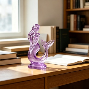 Sculture di Sirene Personalizzabili BZY: Modelli da Esterno o Piccoli Modelli da Scrivania in Resina Cristallina Trasparente - Product Image 1