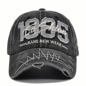 หมวกแก๊ปผู้ชายปักลาย Applique ปี 1985 สไตล์วินเทจ 6 แผง ทรงเบสบอล ยี่ห้อ Manufacturer Sports Caps - Product Image 3