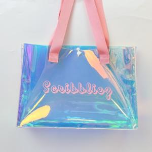 Sacs cadeaux en PVC holographique haut de gamme, emballage pour parfums et soins de la peau, sacs fourre-tout personnalisés pour les membres VIP de l'hôtel, foulard, <span class=keywords><strong>voile</strong></span> - Product Image 2