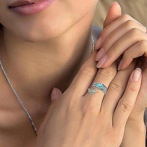 Pulsera de Plata Tibetana con Pluma y Turquesa Engastada, Joyería Unisex de Moda, Pulseras con Dijes, Regalo - Product Image 3