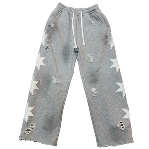 Pantalones Deportivos Unisex con Apliques Bordados Desgastados y Lavado Desgastado - Product Image 1