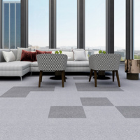 Carreaux carrés de luxe ignifuges et écologiques en nylon avec support PVC 50x50, amortis, lavables, adaptés aux animaux domestiques, pour usage commercial/résidentiel