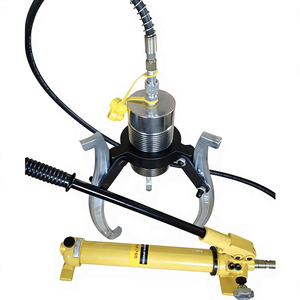 Hydraulic Gear <b>Puller</b> YL-30 30T Three Jaw Industrial <b>Puller</b> - Product Image 1
