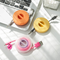 Boîte d'organisateur de câble de chargeur rotatif stockage en plastique Flexible pour le moyeu d'enrouleur d'écouteur de souris de données dans le salon