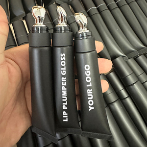 15 ml Black Squeeze Volumen máximo <span class=keywords><strong>de</strong></span> <span class=keywords><strong>labios</strong></span> Efecto fuerte Lip Plumper Lip Volumizer con etiqueta privada - Product Image 2