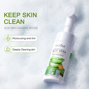 SADOER OEM Marque distributeur Mousse faciale nettoyante en profondeur à l'<span class=keywords><strong>aloe</strong></span> <span class=keywords><strong>vera</strong></span> biologique Produits de nettoyage pour le soin de la peau rafraîchissants et nourrissants pour les plantes - Product Image 1