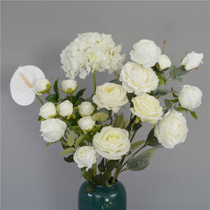 Arreglo Floral Artificial de Rosas Blancas, Peonías, Hortensias y Orquídeas, Camino de Mesa Floral para Decoración de Arco de Boda, Columna o Pasillo - Product Image 1