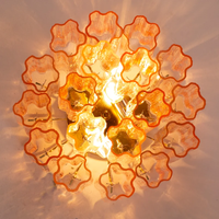 Lustre chromé traditionnel de style Murano du milieu du siècle Verres givrés blancs de couleur rose Plafonnier affleurant