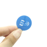 Étiquettes autocollantes NFC vierges de 25 mm de diamètre compatibles avec l'automatisation intelligente des téléphones portables