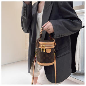 Sacs seau de luxe en cuir PU pour femme, style populaire, sacs messager pour femme, sacs à bandoulière simples et tendance pour femme - Product Image 5