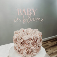 Neuer Stil Acryl-Tortenaufsatz 'Baby in Bloom' für Babyparty Doppelschichtige Kuchendekoration für Kinder