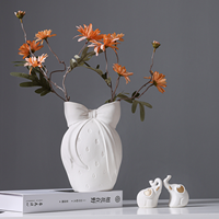 Vase de table en céramique créatif, exquis et durable, haut de gamme, pour salon, bureau, fleurs artificielles, articles de décoration intérieure