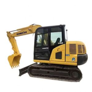 รถขุดขนาดเล็ก Komatsu PC60 สภาพดี ราคาถูก น้ำหนัก 6 ตัน พร้อมใช้งาน ขาย - Product Image 1