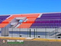 Sièges de stade moulés par injection à dossier haut, chaises de tribune, sièges extérieurs, sièges de stade en plastique pour gradins