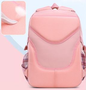 กระเป๋าเป้สะพายหลังระบายอากาศสำหรับเด็กกระเป๋านักเรียนลายการ์ตูนน่ารักสำหรับเด็ก - Product Image 6