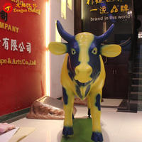 Estatua de Vaca de Tamaño Real para Interiores, Vaca Simulada de Fibra de Vidrio para Centro Comercial, Material Duradero de Plástico, Metal y Silicona