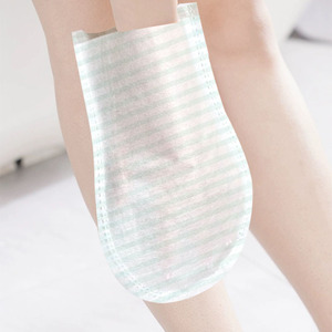 Toalla de baño desechable multifuncional con jabón, ideal para viajes de negocios, viajes, hoteles y hospitales; se espuma al frotarla. - Product Image 1