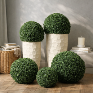 Boules <span class=keywords><strong>de</strong></span> topiaire artificielles en <span class=keywords><strong>buis</strong></span> dans des jardinières, verdure artificielle réaliste pour la décoration intérieure et extérieure, idéales pour la maison et le bureau - Product Image 1