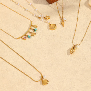 Collar con Colgante de Moda, Acero Inoxidable, Chapado en Oro de 18K, Tema Oceánico, Estrella, Concha, Perla, Joyería Casual para Mujer - Product Image 2