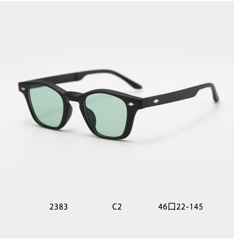 Matte Black / Green
