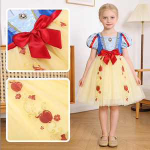 Robe <span class=keywords><strong>de</strong></span> Princesse <span class=keywords><strong>Blanche</strong></span>-<span class=keywords><strong>Neige</strong></span> en Velours Respirant à Manches Bouffantes et Jupe en Tulle – Tenue Fantaisie en Liquidation – Grande Remise - Product Image 3