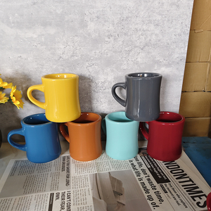 Tasse à café en porcelaine rétro classique de 12 oz, cadeau personnalisé pour la <span class=keywords><strong>fête</strong></span> <span class=keywords><strong>des</strong></span> <span class=keywords><strong>mères</strong></span>, mugs de dîner - Product Image 2