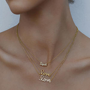 Nuevos Estilos de Collares Unisex de Acero Inoxidable Chapado en Oro de 18K con Perlas en Forma de Gota de Agua y Nudo de Amor para Fiestas - Product Image 5