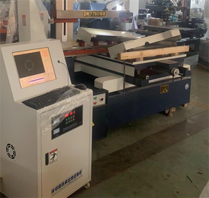 Máquina de corte por electroerosión (EDM) de hilo de un solo lado y 6 ángulos de 80 mm, máquina CNC de corte por hilo EDM DK7735, producto de máquina de doble cara - Product Image 6