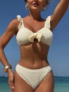 Conjunto de Bikini con Volantes y Estampado Animal Amarillo para Mujer, con Sujetador Acolchado y Tanga, de Secado Rápido, para Playa y Verano - Product Image 4