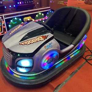 Voitures tamponneuses de <span class=keywords><strong>parc</strong></span> d'attractions Antina, petites voitures électriques d'occasion pour manèges de fête foraine à vendre - Product Image 2